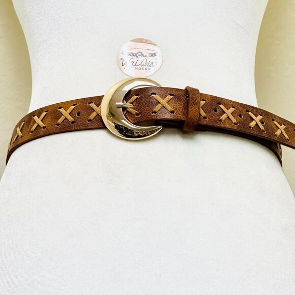 Y2K 2000s style Brown leather belt with cross design - Picture 1 of 3